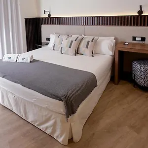  Hotel Isa Spagna