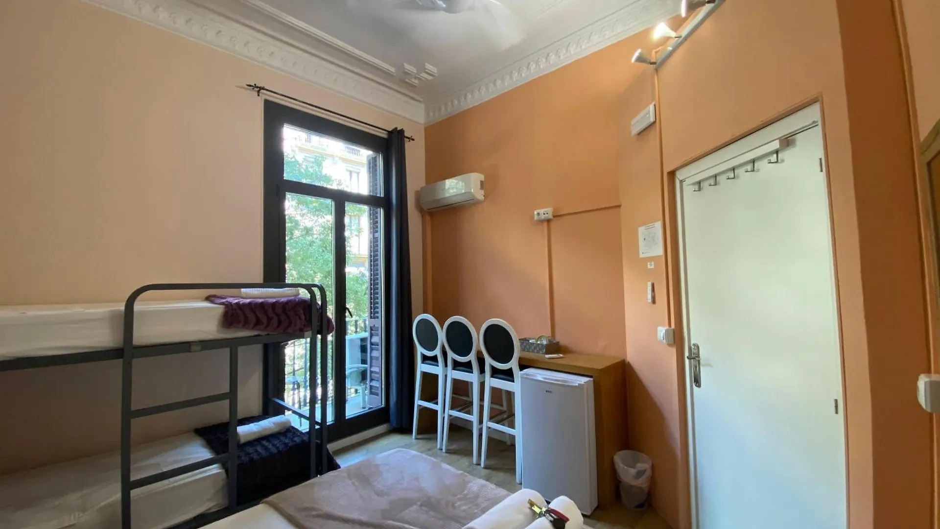 Sant Antoni Hostal, Sustainable Tourism Barcellona Affittacamere